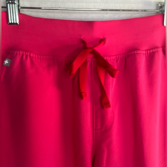 FIGS shocking pink Zamora high waisted joggers Scrubs! Size Small Regular, NEW! - Picture 6 of 13
